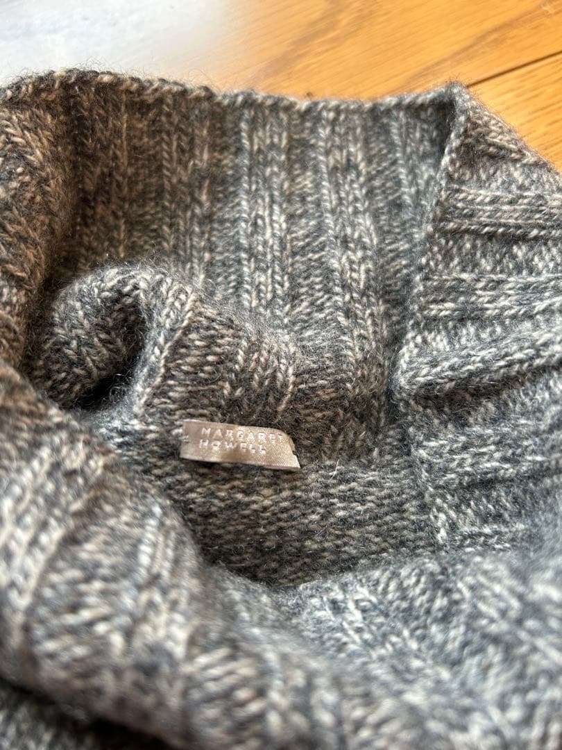 ⭐️マーガレットハウエル⭐️カシミヤ100% グレータートルネックセーター
