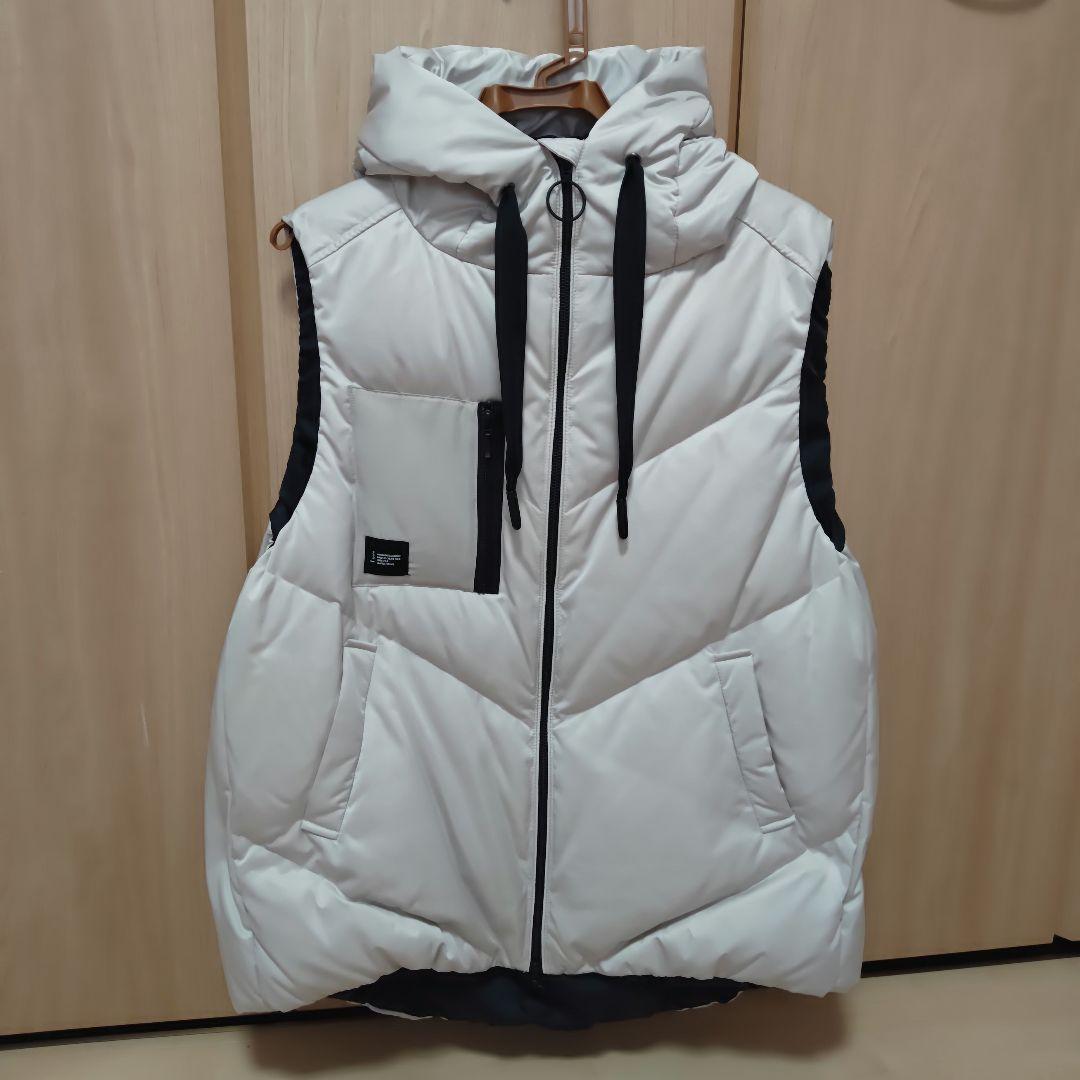 ayane フード付きダウンベスト