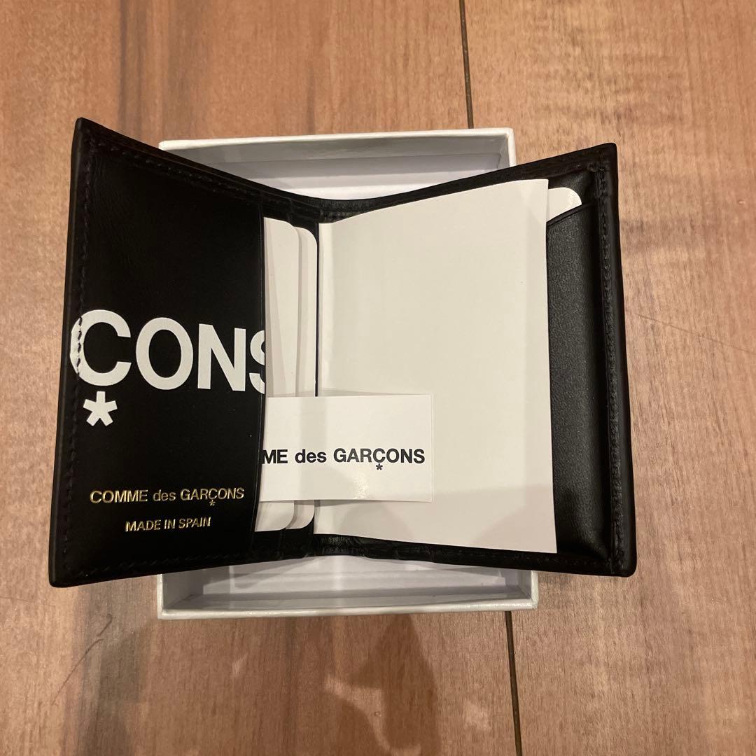 【格安新品未使用品】COMME des GARÇONS 二つ折り財布 ブラック