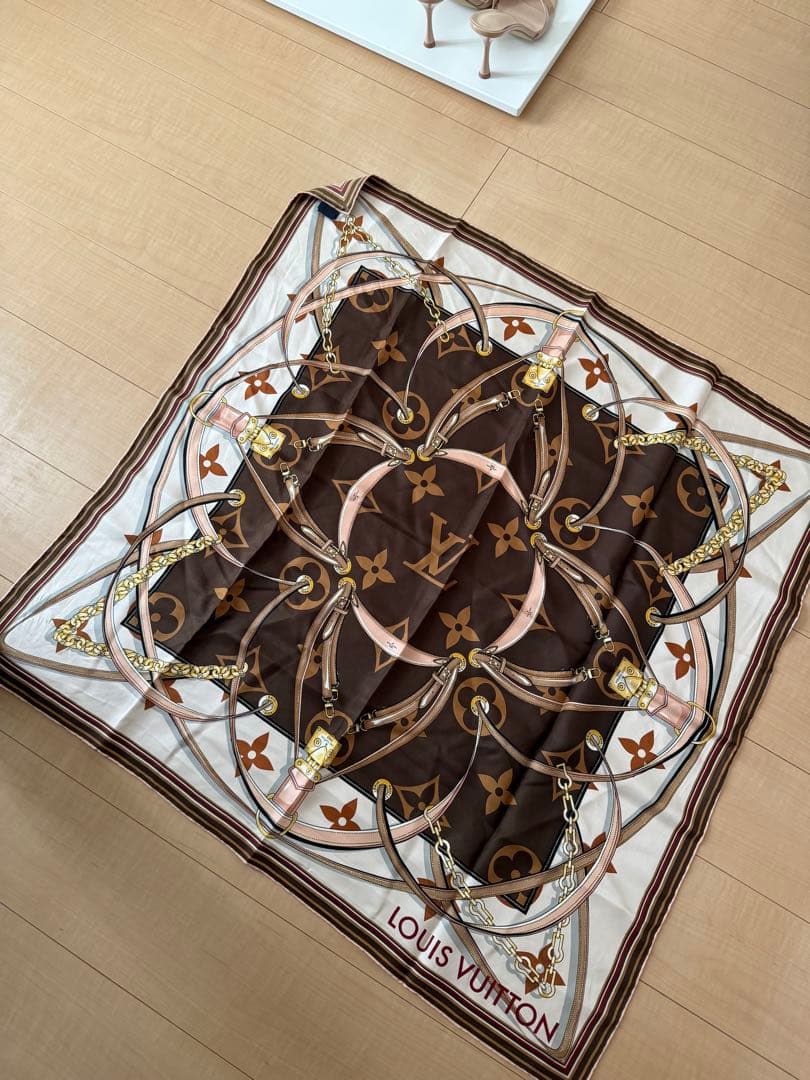 ルイヴィトン　VUITTON スカーフ