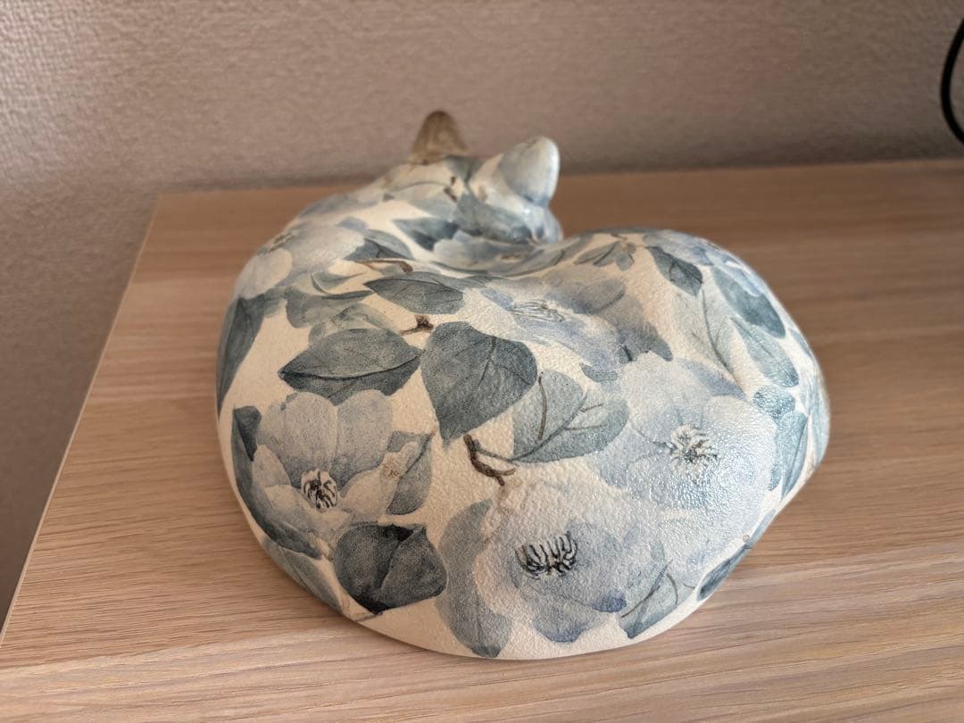 今田香　陶猫　眠り猫