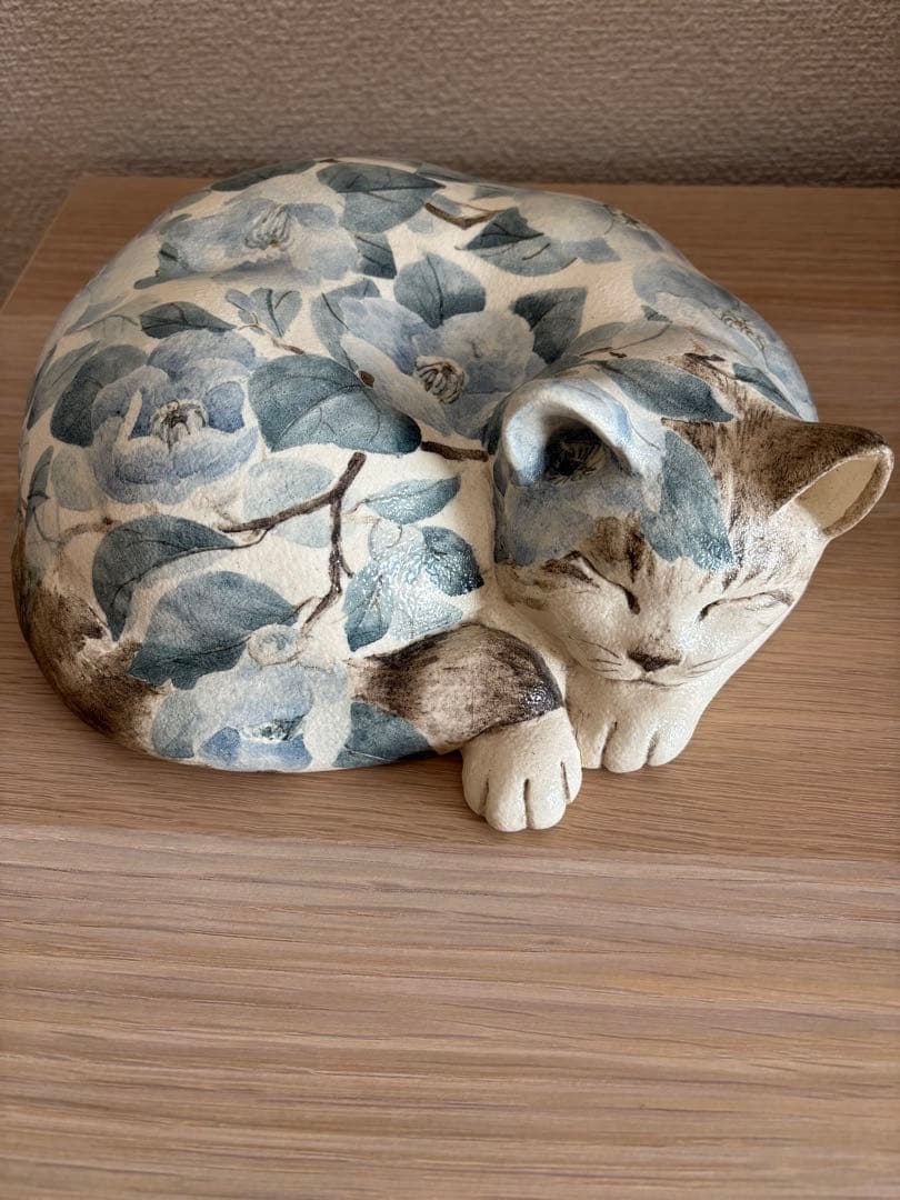 今田香　陶猫　眠り猫