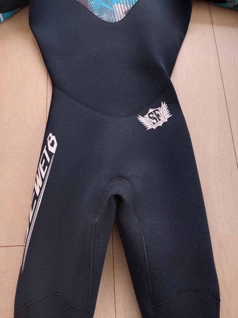 【カワイイBEWET】ジャージフルスーツ　裏起毛　Mサイズ