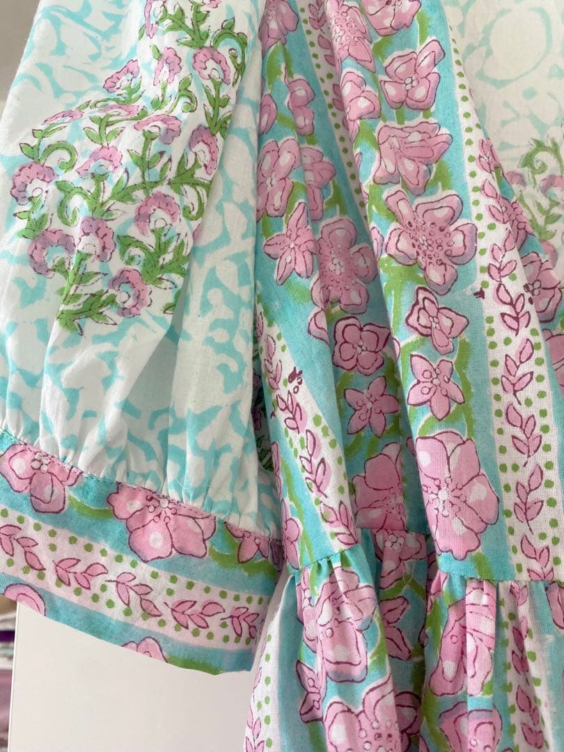 ラバリ風　カシュクールブラウス