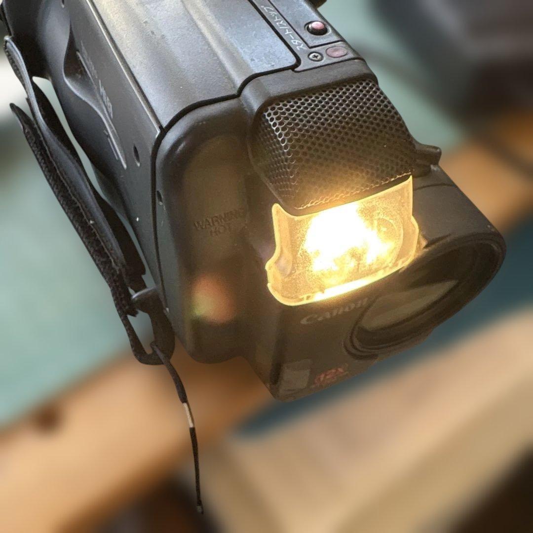 キヤノン　MOVIE BOY L1 （Hi8ビデオカメラ）　完動品　再生機として