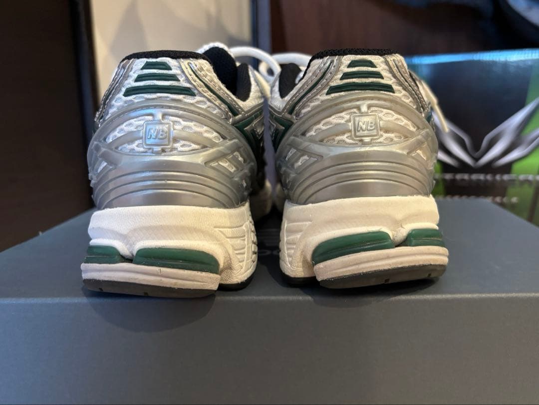 ニューバランス newbalance M1906REU 24㎝