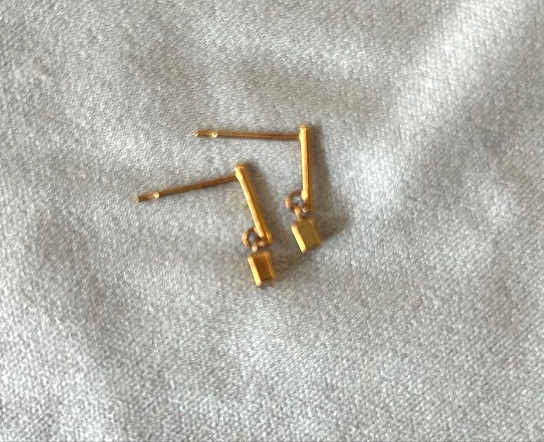 K18 ダイヤピアス　キャッチなし