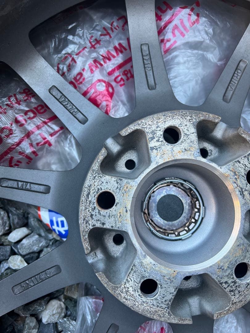 アルファードホイール　　ブリヂストンスタッドレスタイヤ 17インチ