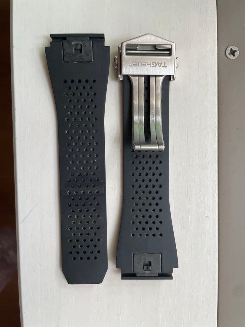 完売品　TAG Heuer コネクテッドE3.E4 45mm用ブラックラバー