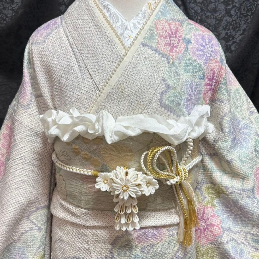 美品　総絞り　本絞り　蝶　灰紫　藤の花　淡色　逸品　フルセット　振袖　振り袖