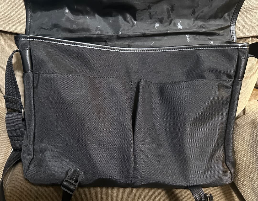 ポロ　ラルフローレン　メッセンジャーバッグ　ショルダーバッグ　　A4　未使用新品