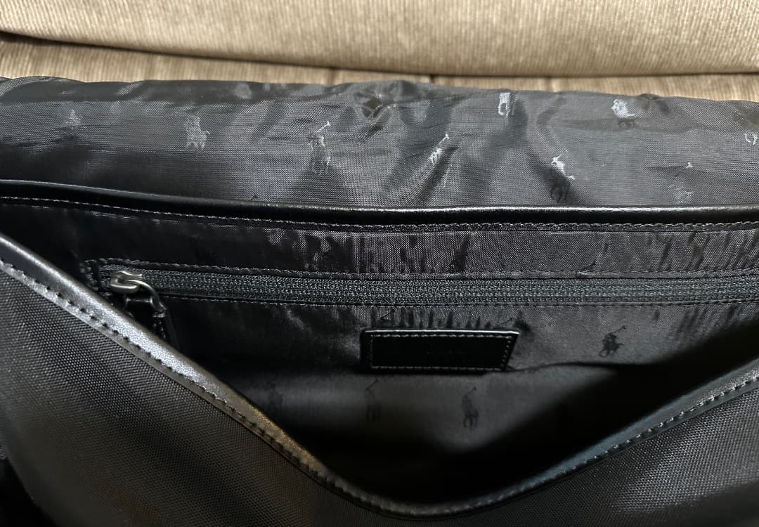 ポロ　ラルフローレン　メッセンジャーバッグ　ショルダーバッグ　　A4　未使用新品