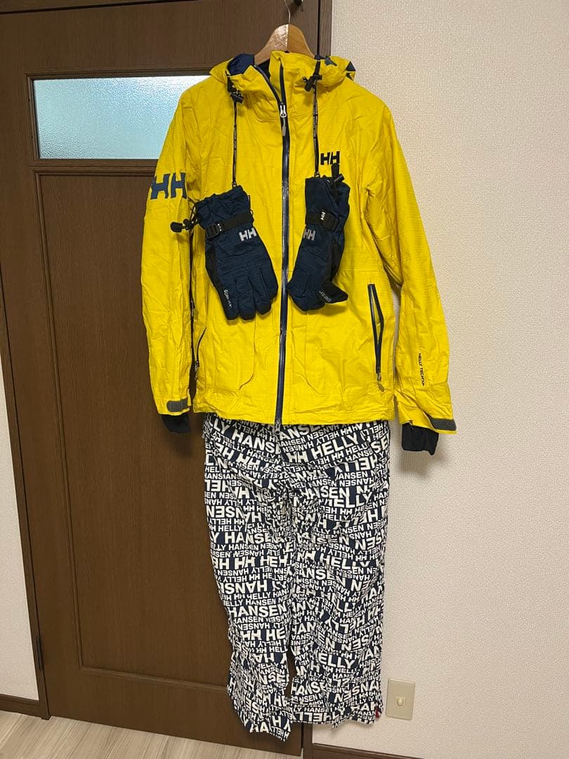 HELly Hansen イエロー ウェア　ズボン　グローブ　3点セット