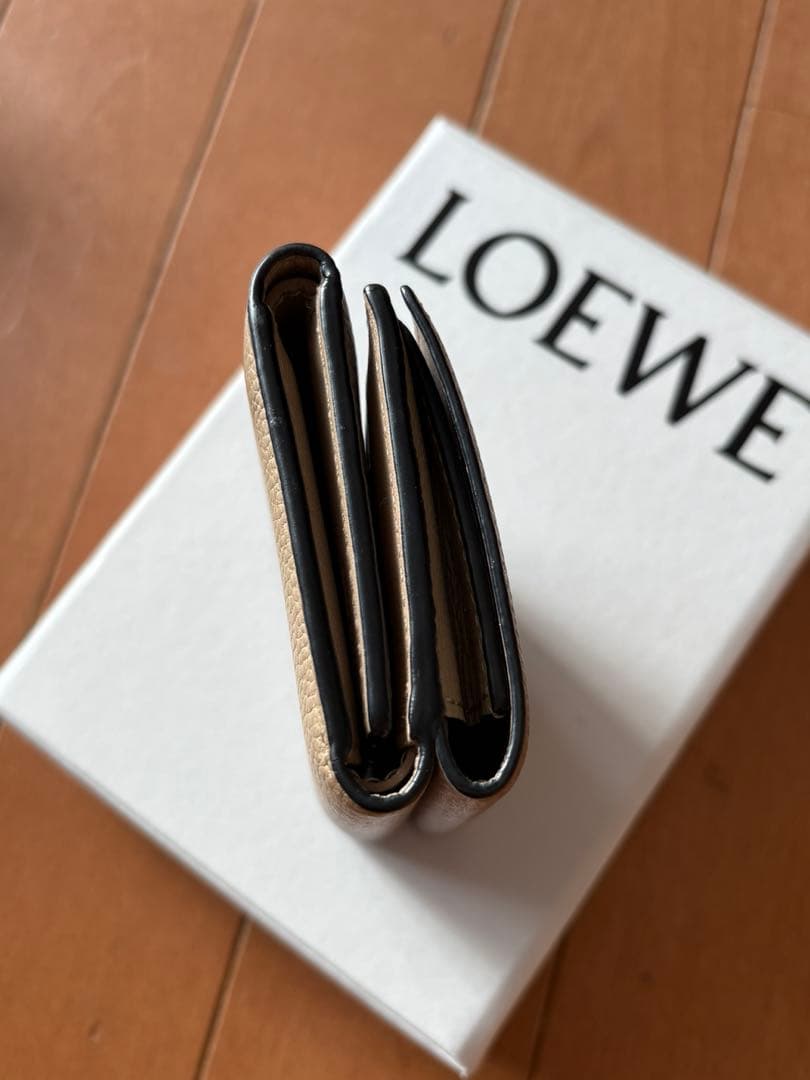 値下げLOEWE ロエベ 三つ折財布トライフォールド ウォレットサンド ベージュ