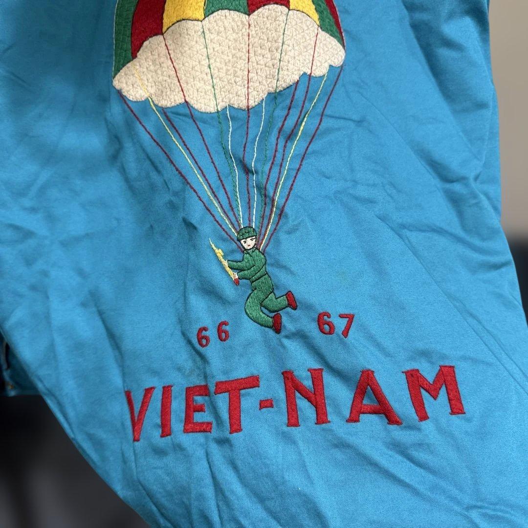 青色 スカジャン 虎と福の刺繍　ベトジャン