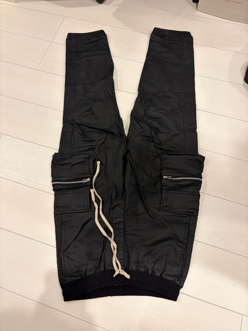 Danke Schön. ブラックカーゴパンツ 28