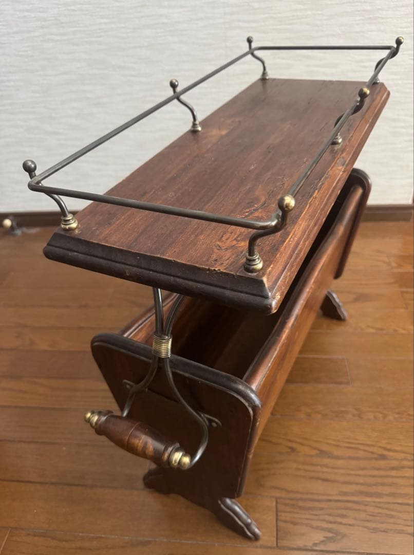 木製マガジンラック