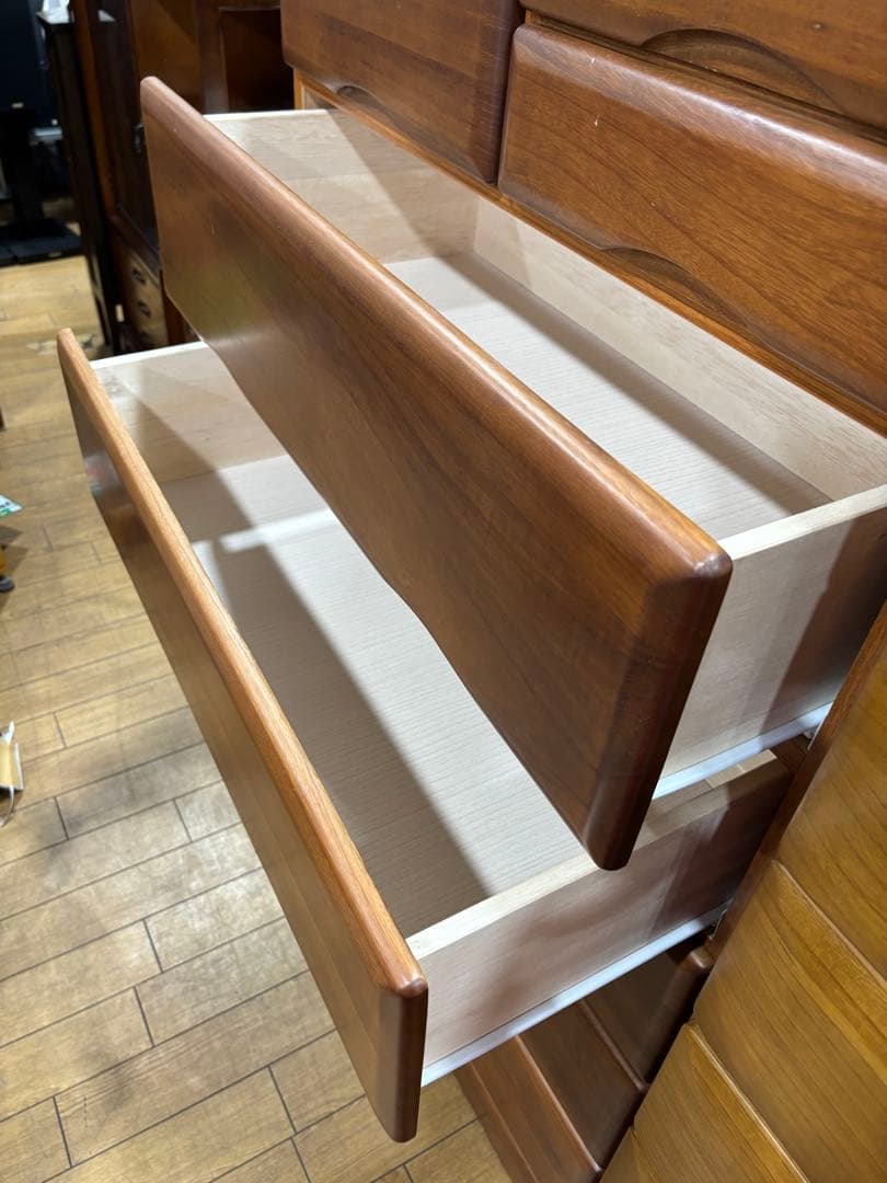 T76 木製チェスト