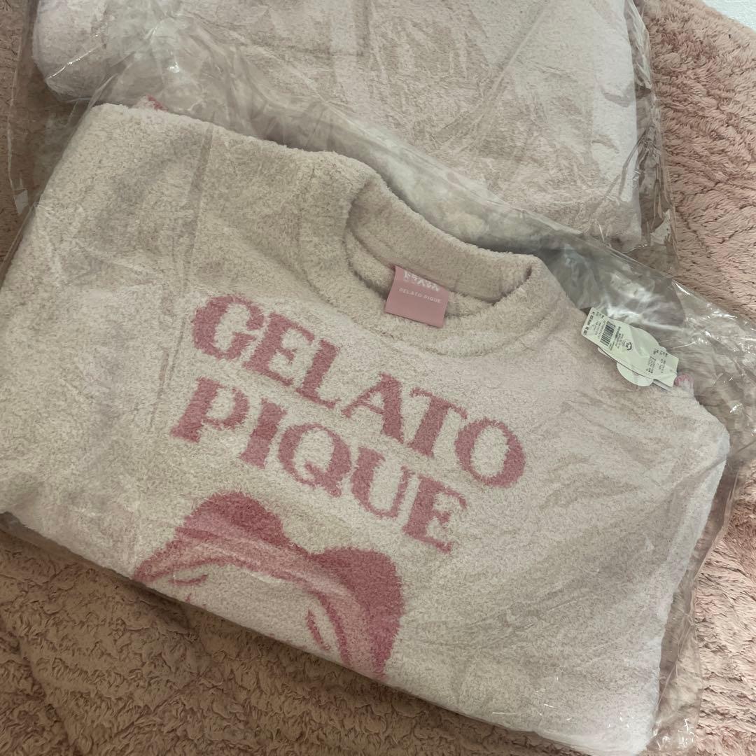 gelato pique ドラみちゃん　ベビモコ　上下セット　ピンク