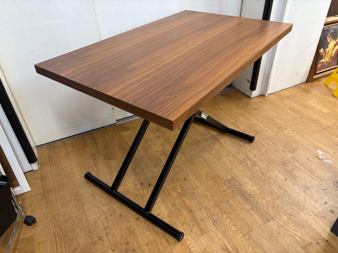 M069　ニトリ製　昇降式テーブル　テーブル　幅1200ｍｍ