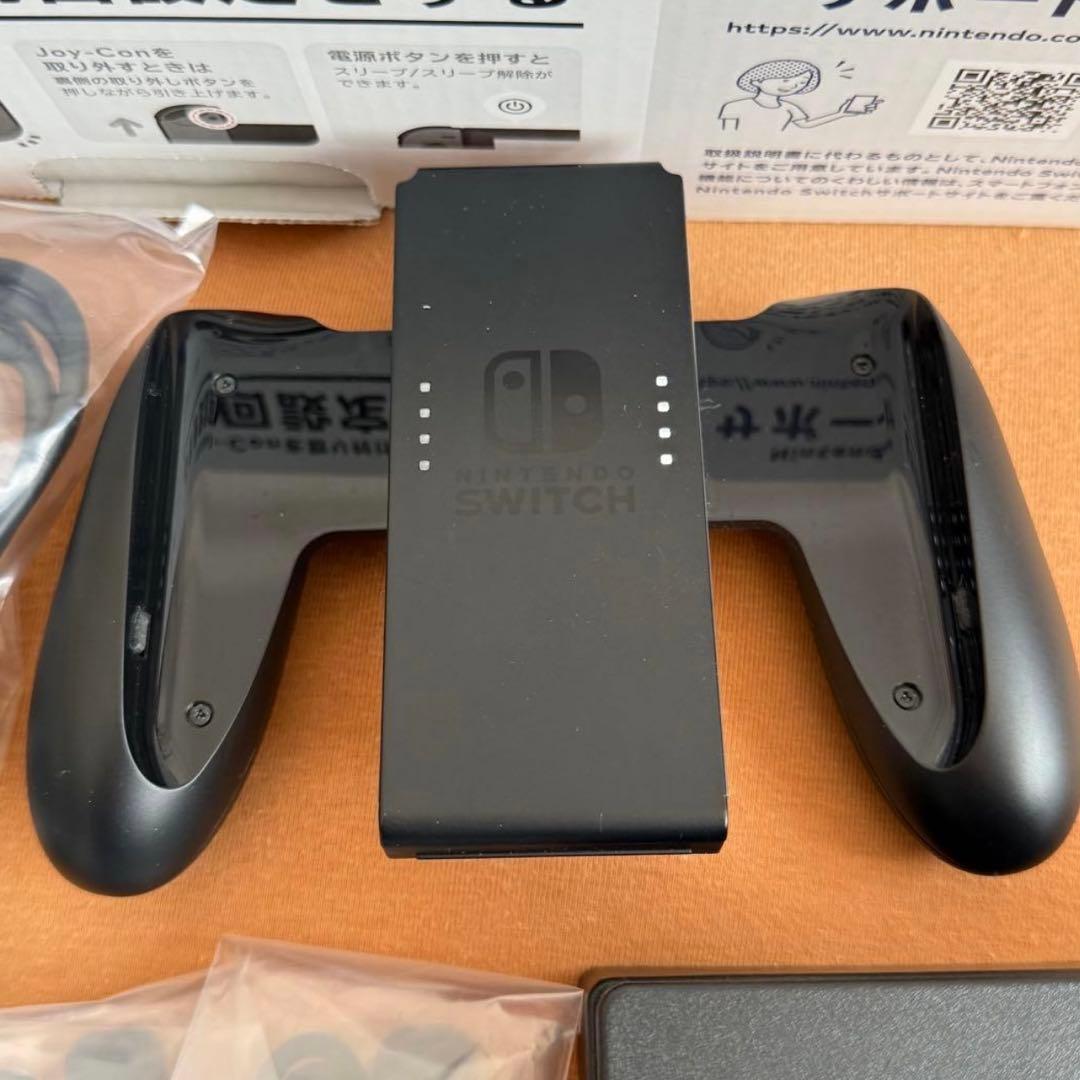 Switch Nintendo グレー　本体