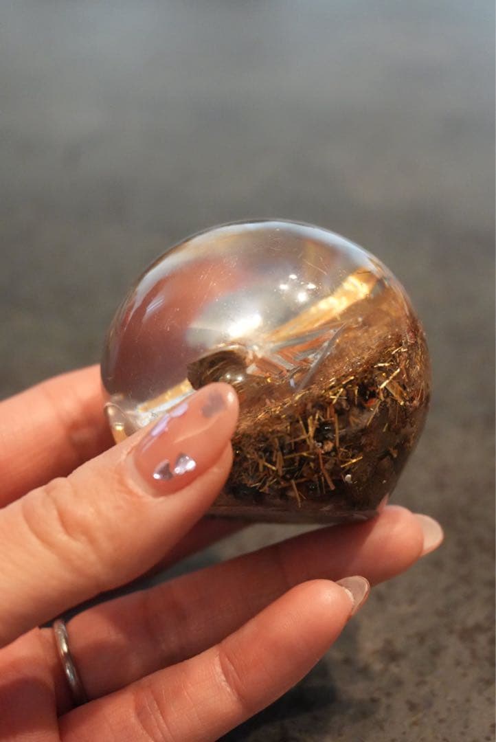 ルチルレジン　置物