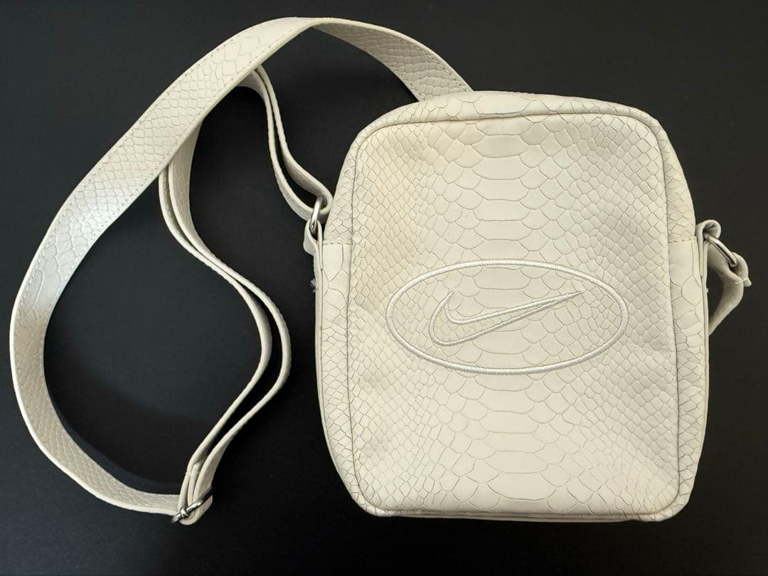 Supreme・Nike Leather Shoulder Bag白