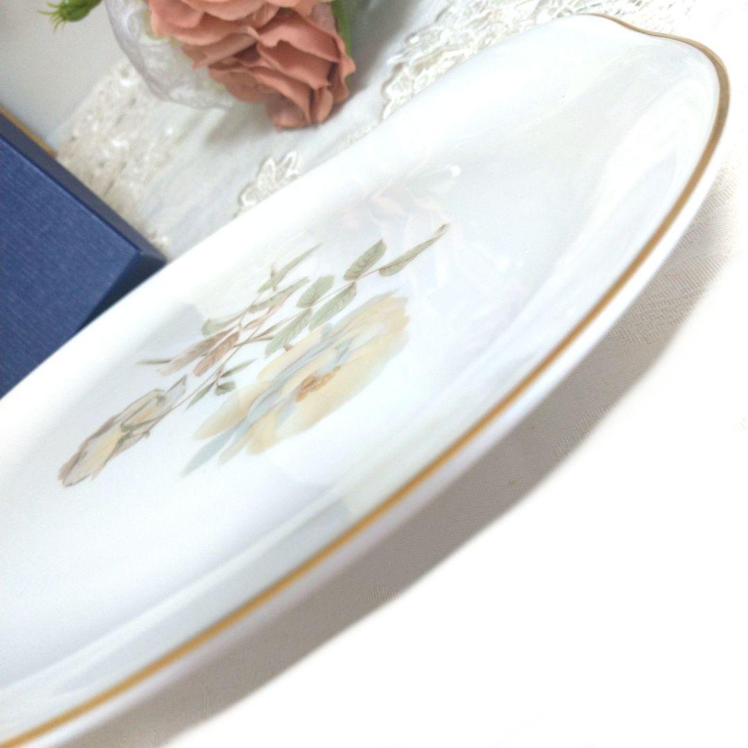 新品箱入　イギリス製　ロイヤルドルトン　ヨークシャーローズ　BBプレート 薔薇