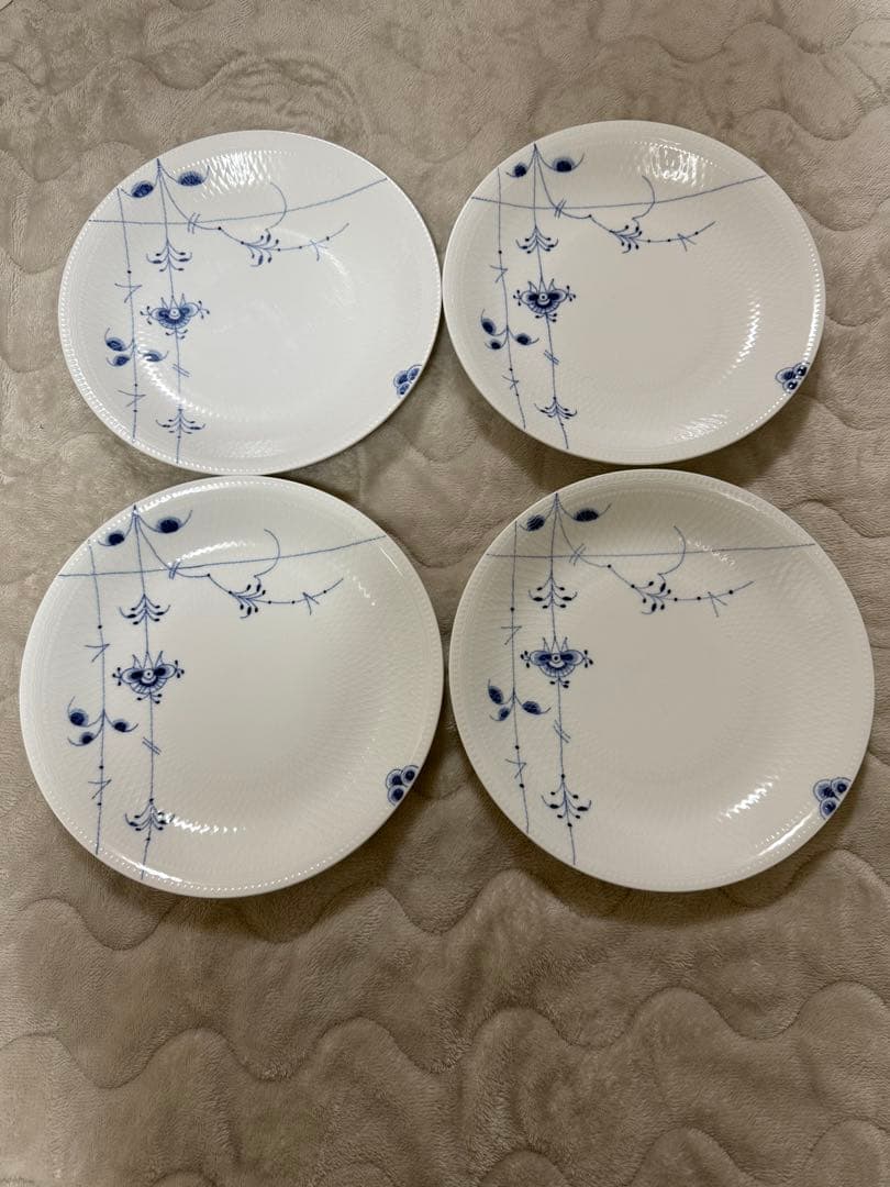 ロイヤルコペンハーゲン　26センチ皿　4枚