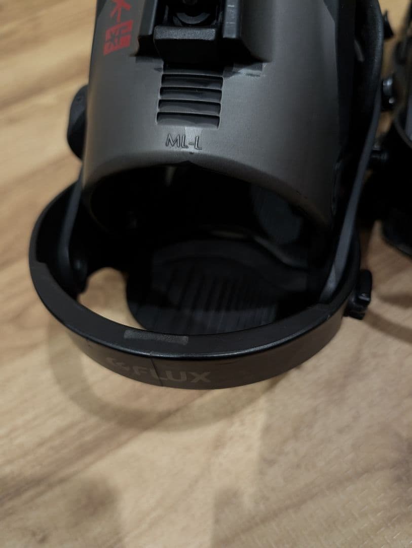 FLUX XF サイズＭ−Ｌ ビンディング