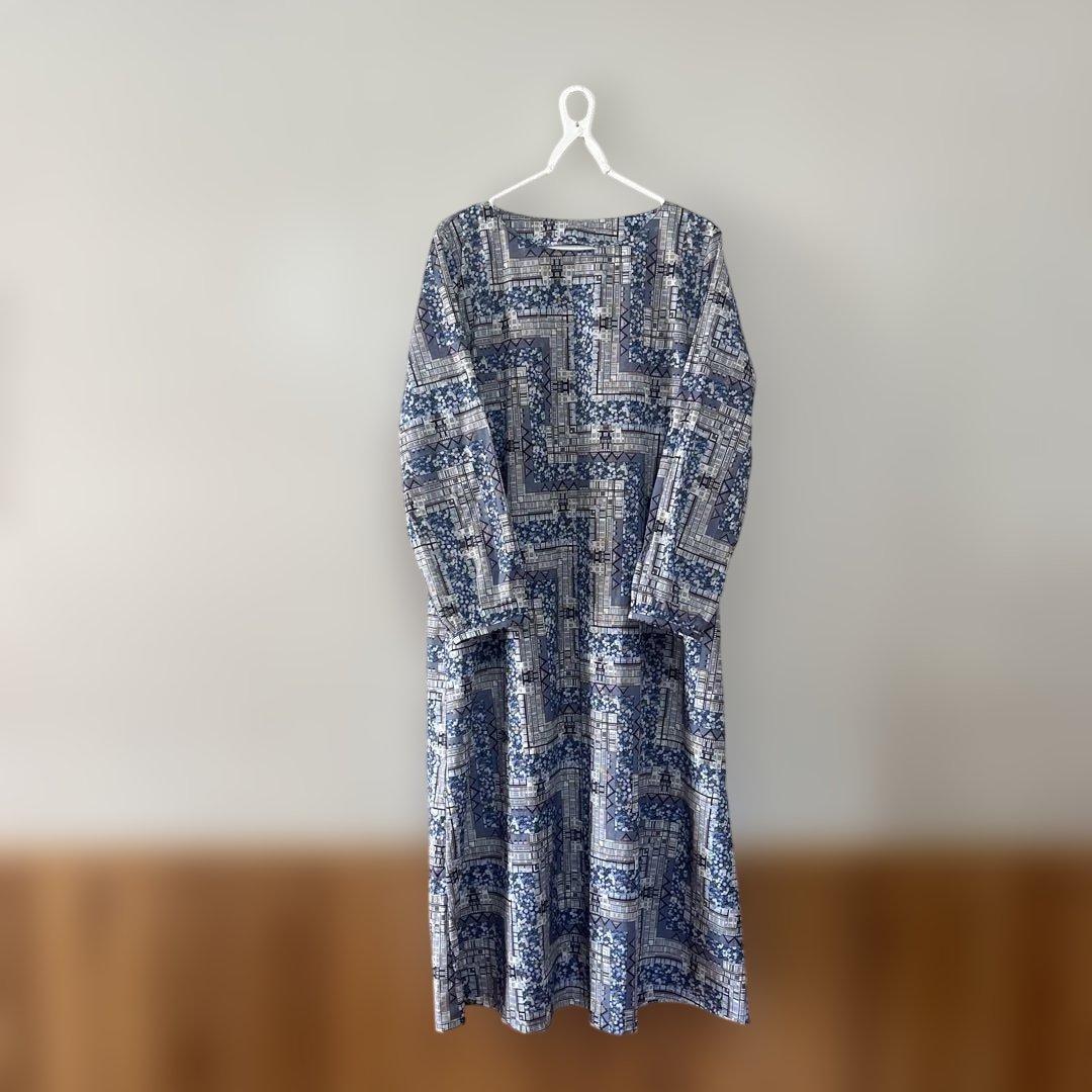 にこっち様ハンドメイドリバティタナローンワンピース