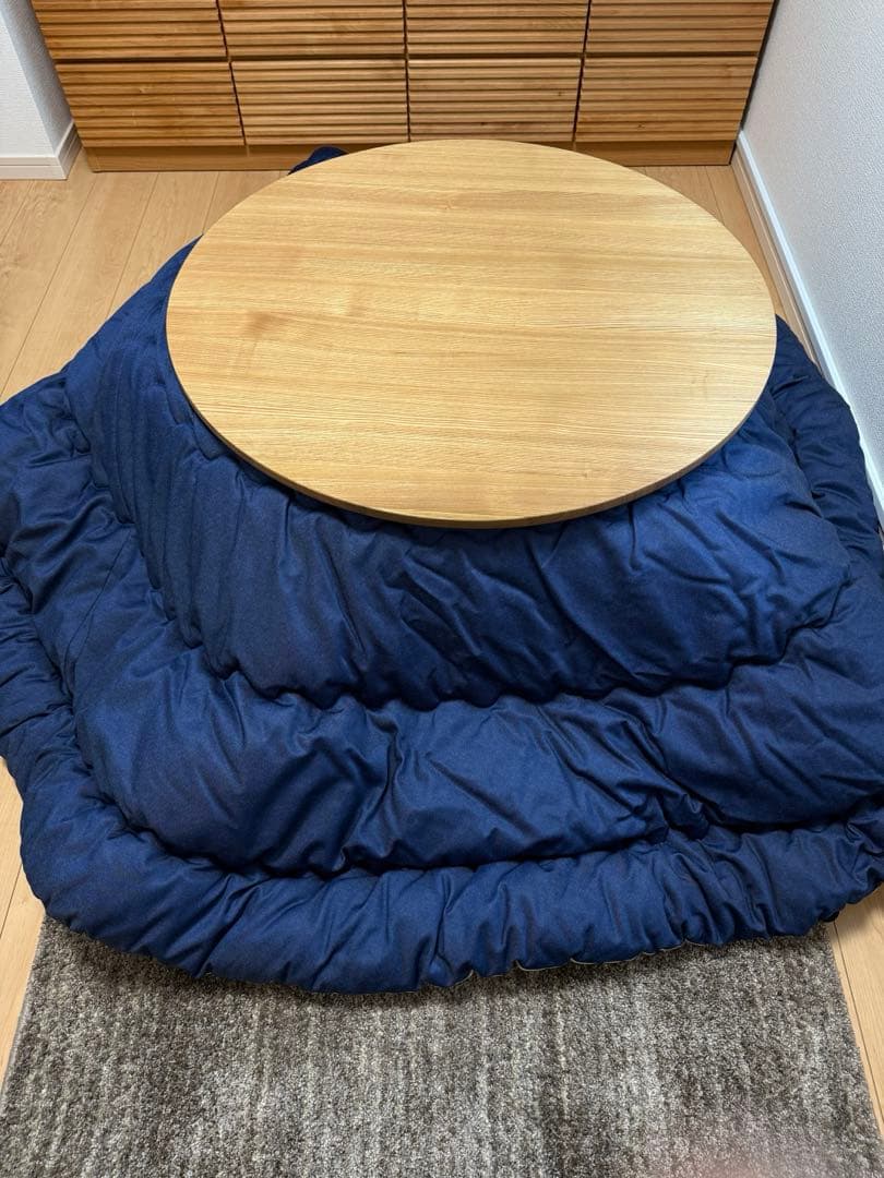 【美品】厚掛けコタツ布団 日本製 円形 210cm