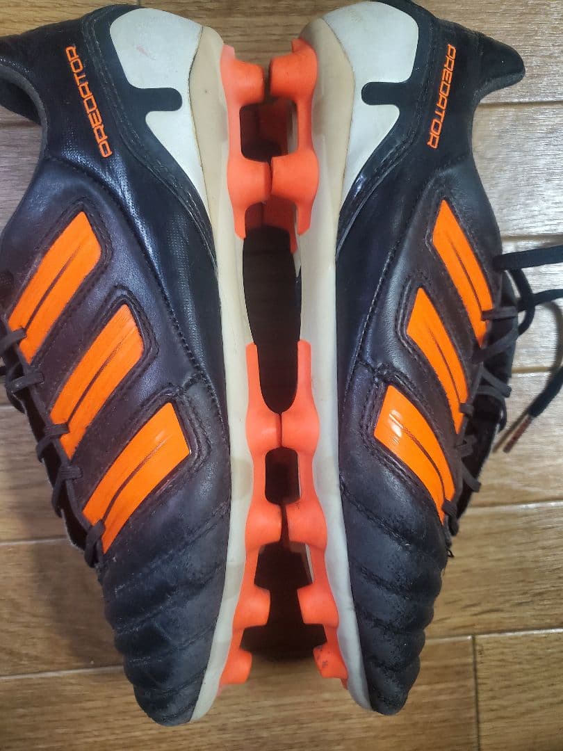 アディダス アディパワープレデタージャパン(ブラック×オレンジ)