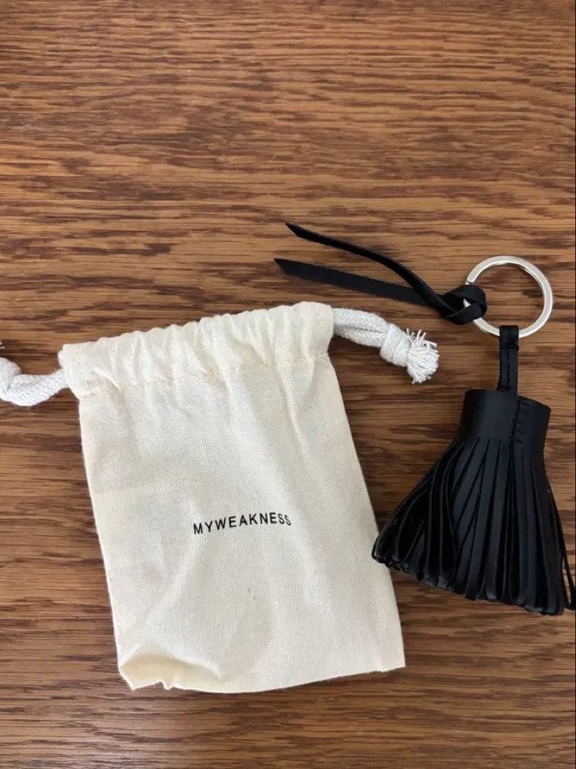 小物 MY WEAKNESS SCALA TASSEL