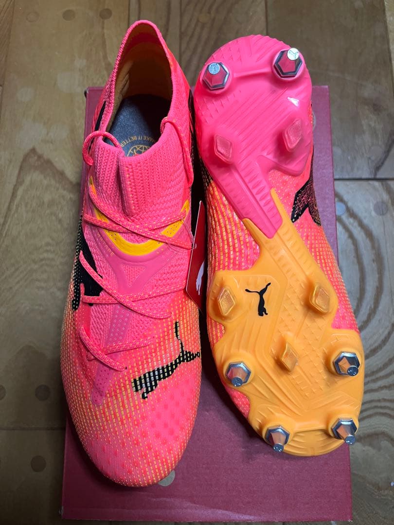 新品　大特価　プーマ　フューチャー 7 アルティメット MXSG 27cm