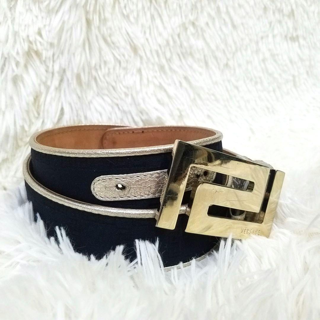 【極美品・希少】VERSACE ベルト レザー イタリア製 総柄 バックル 85