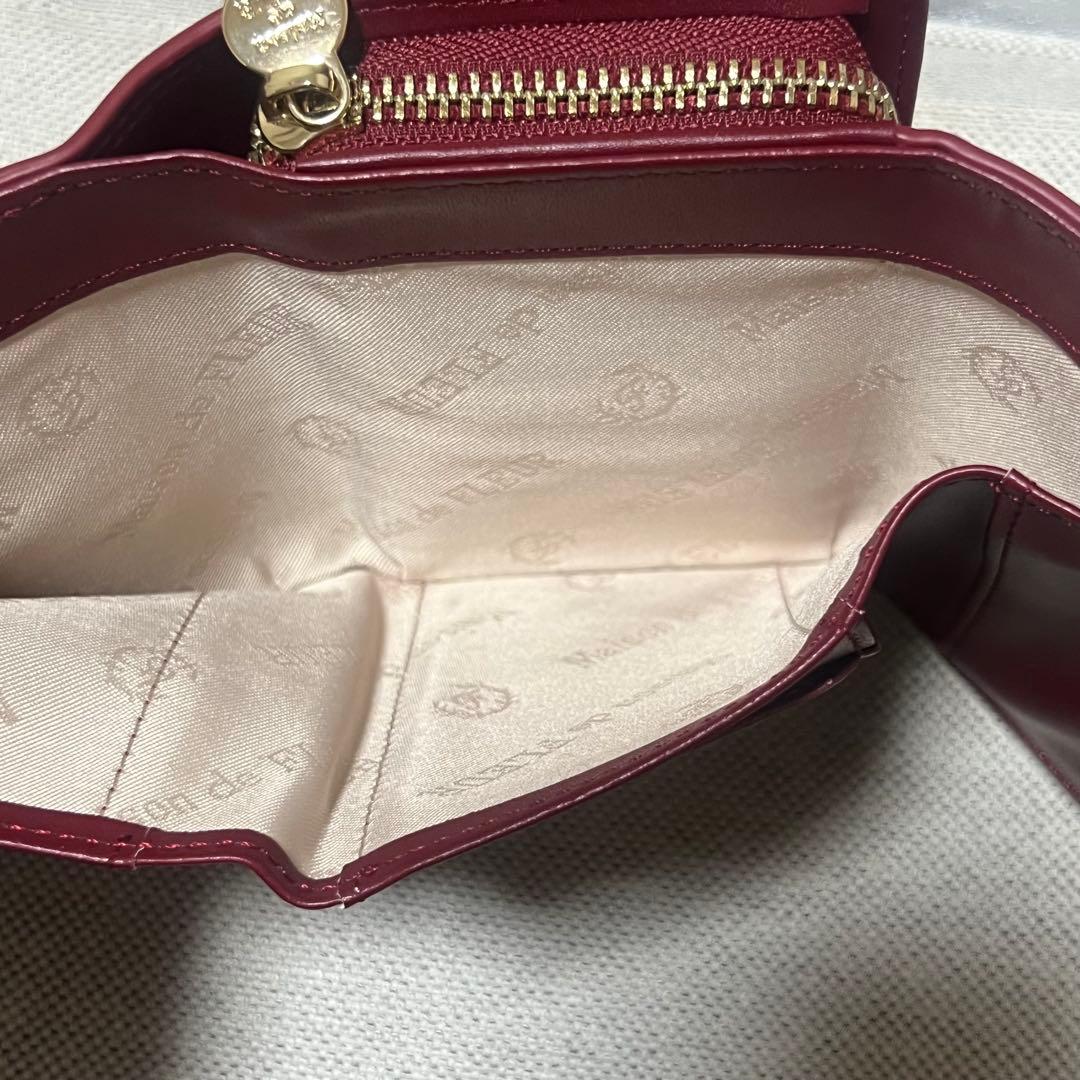 メゾンドフルール　チェリー柄ウォレット　アイボリー