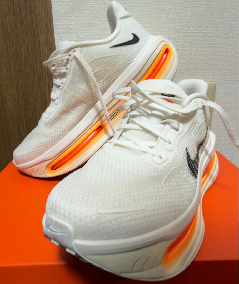 【本日限定値下げ！】Nike ボメロプレミアム