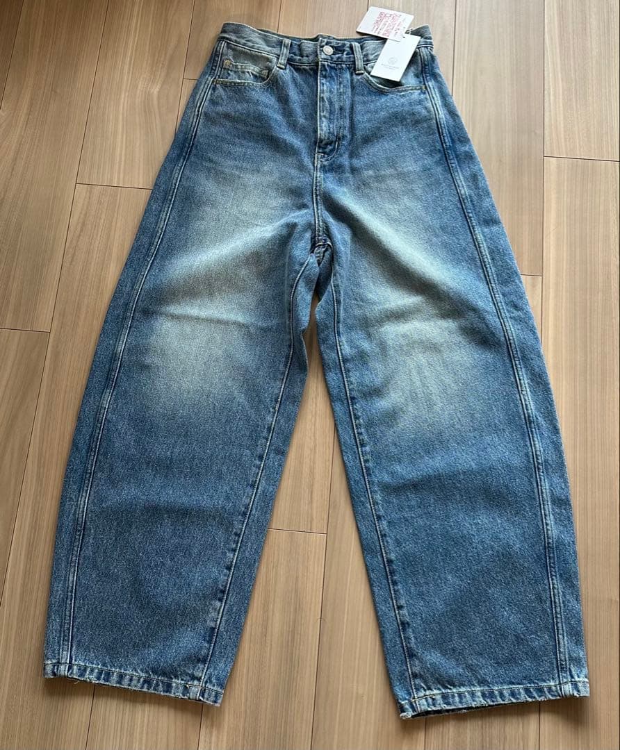 新品未使用　BEAUTY&YOUTH カーブデニム