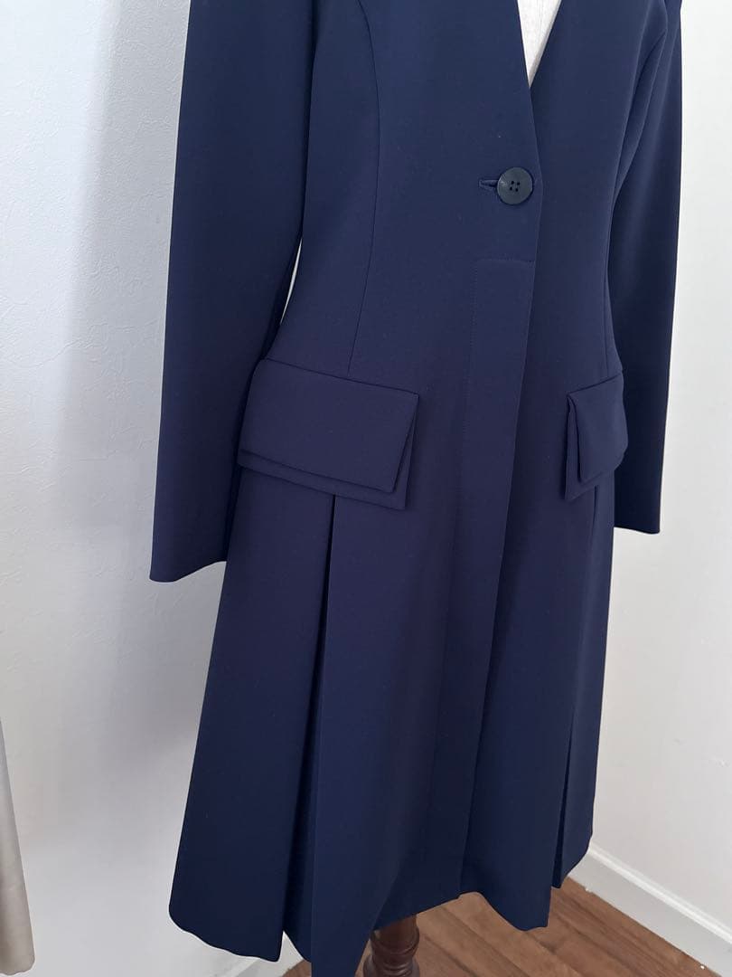 美品　フォクシーコレクション　ワンピースコートフロントプリーツ　紺色　40