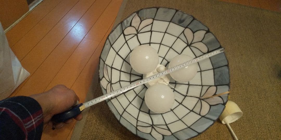 ハンドメイド最安値ステンドグラス3灯式ペンダントライト昭和レトロ　ステンドグラス