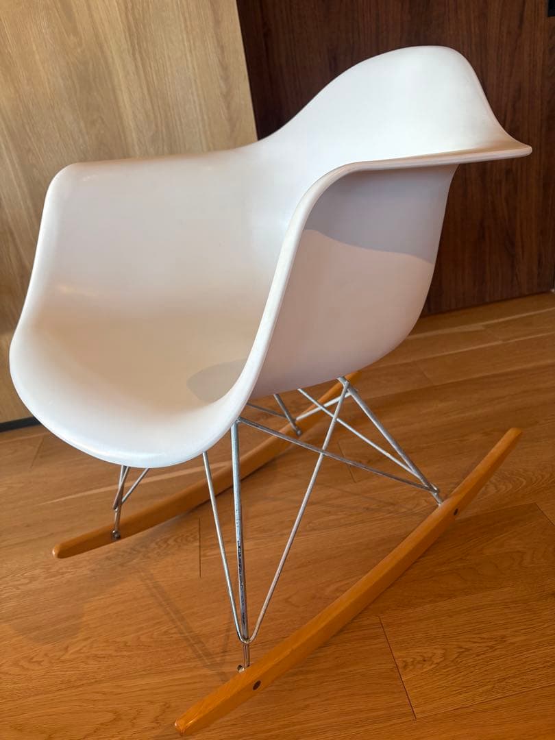 イームズ　Eames ロッキングチェア　リプロダクト　ホワイト