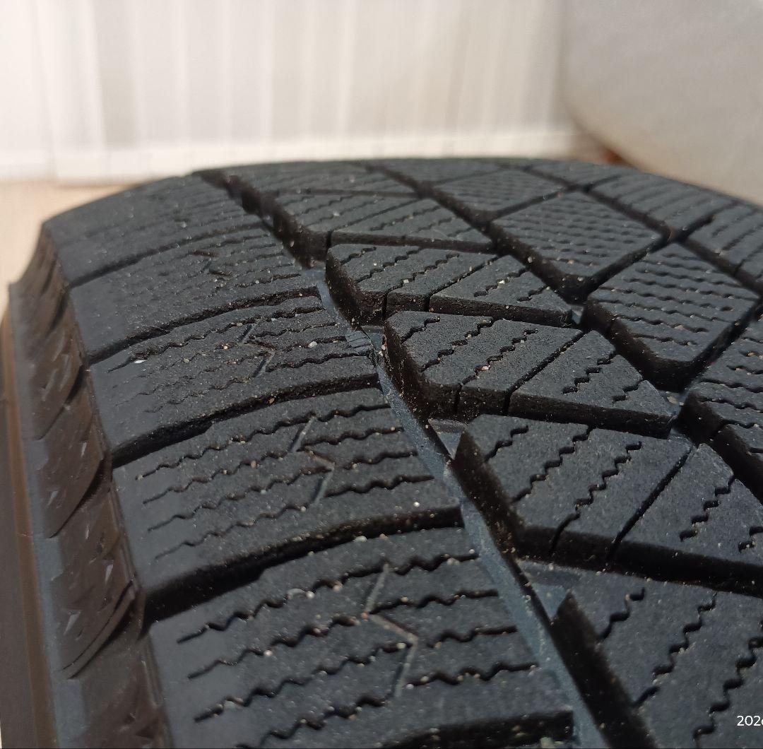 ヌ 215/60R17 VRX3 ブリヂストン スタッドレス 2024年 １本