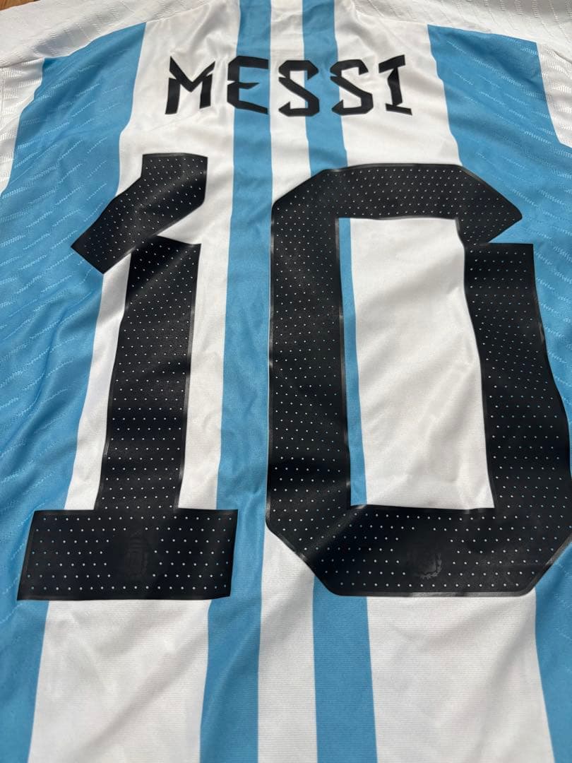 国内正規メッシ 2022カタールW杯 アルゼンチン　オーセンティックユニフォーム