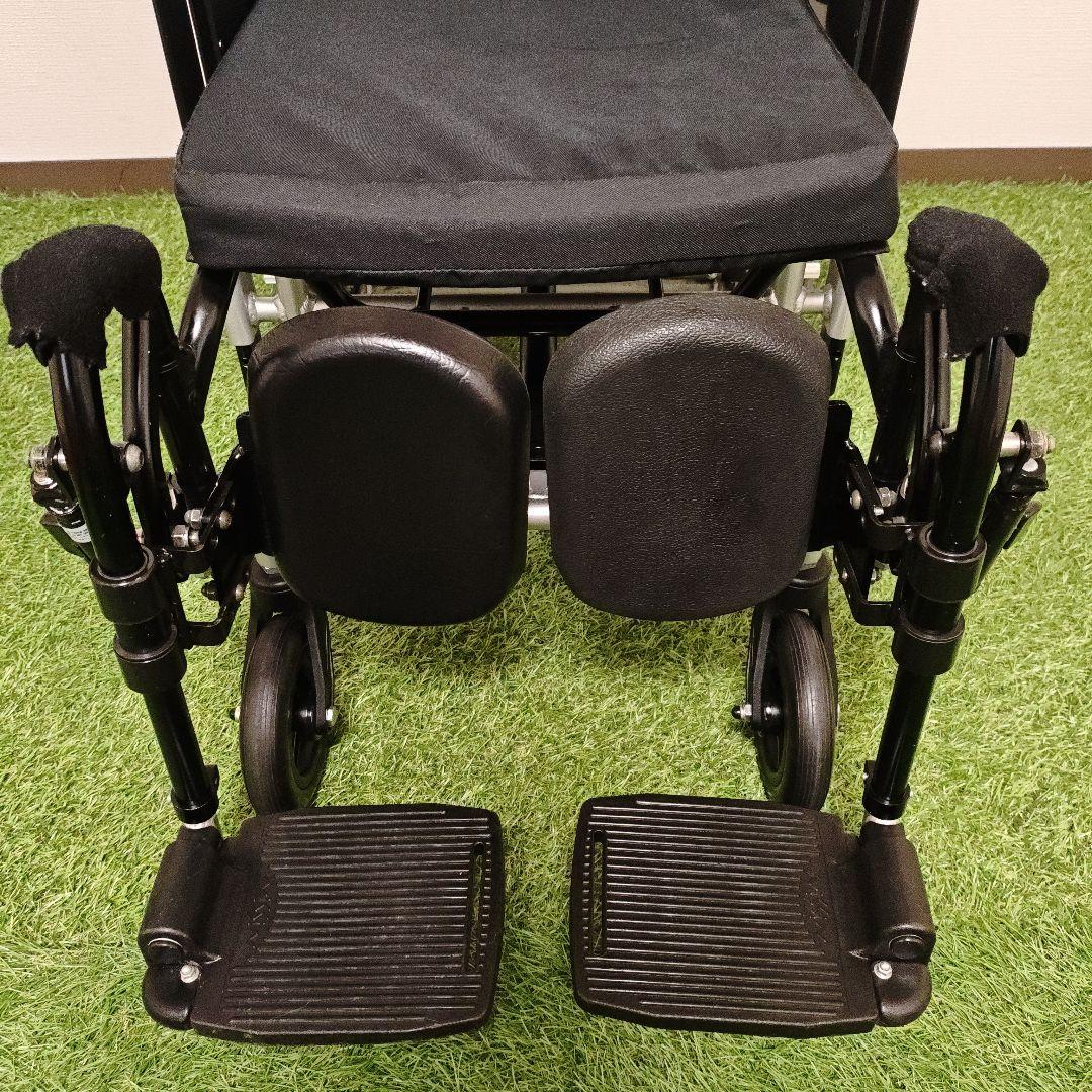 日進医療器 ティルト＆リクライニング 車椅子 ウルトラ NAH-UC