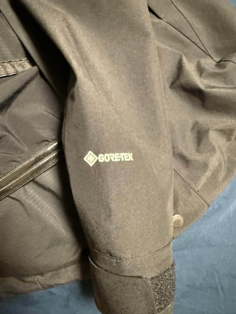 【極美品】ノースフェイス マウンテンジャケット ブラック　M