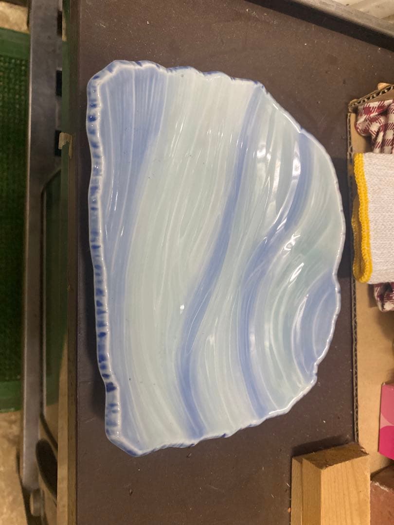 美濃焼変形皿（中）青地流水厭焼物皿 20枚セット 22cm