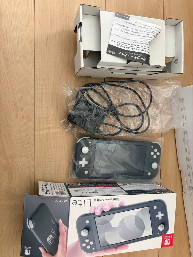 k*n様 Nintendo Switch Lite グレー 本体