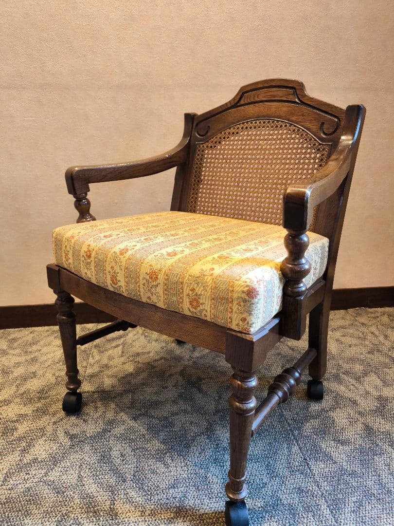 コスガ　ダイニングチェア　③