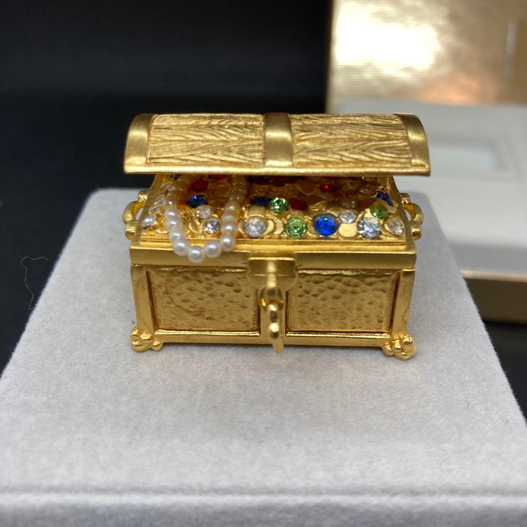 激レアアイテム エスティローダー ゴールドチェスト＆ドールハウス セット